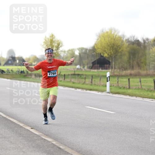 12.04.2026 - 45. Internationalen Wilhelmsburger Insellauf Dr. Thomas Lammeyer http://msf.ph/oto/9442857 12.04.2026 10:13:50 Laufen 2768 meine-sportfotos.de