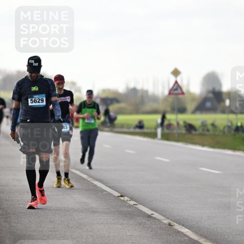 12.04.2026 - 45. Internationalen Wilhelmsburger Insellauf Dr. Thomas Lammeyer http://msf.ph/oto/9442858 12.04.2026 10:13:55 Laufen 5629, 43 meine-sportfotos.de