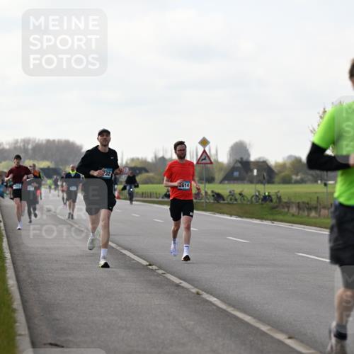 12.04.2026 - 45. Internationalen Wilhelmsburger Insellauf Dr. Thomas Lammeyer http://msf.ph/oto/9442899 12.04.2026 10:14:07 Laufen 732, 2614, 539 meine-sportfotos.de