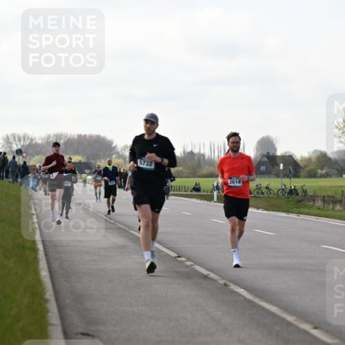 12.04.2026 - 45. Internationalen Wilhelmsburger Insellauf Dr. Thomas Lammeyer http://msf.ph/oto/9442907 12.04.2026 10:14:08 Laufen 3677, 4325, 5732, 2614 meine-sportfotos.de