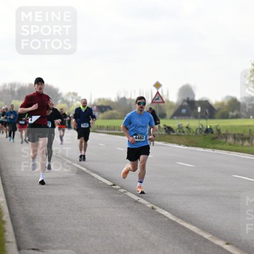 12.04.2026 - 45. Internationalen Wilhelmsburger Insellauf Dr. Thomas Lammeyer http://msf.ph/oto/9442925 12.04.2026 10:14:12 Laufen 4325, 4482 meine-sportfotos.de