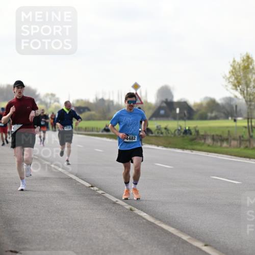12.04.2026 - 45. Internationalen Wilhelmsburger Insellauf Dr. Thomas Lammeyer http://msf.ph/oto/9442929 12.04.2026 10:14:12 Laufen 4482 meine-sportfotos.de