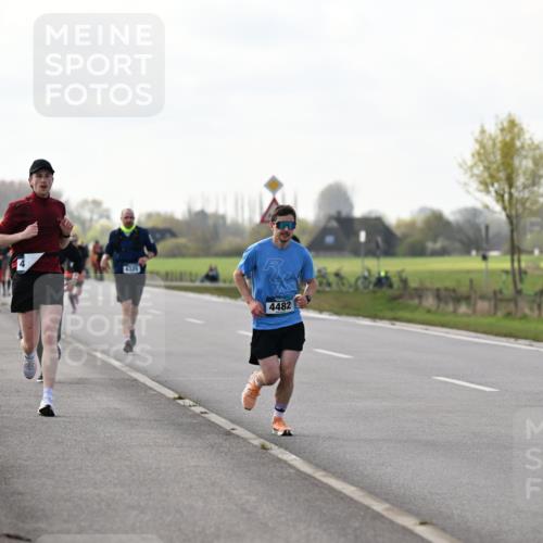 12.04.2026 - 45. Internationalen Wilhelmsburger Insellauf Dr. Thomas Lammeyer http://msf.ph/oto/9442931 12.04.2026 10:14:12 Laufen 4995, 4482 meine-sportfotos.de