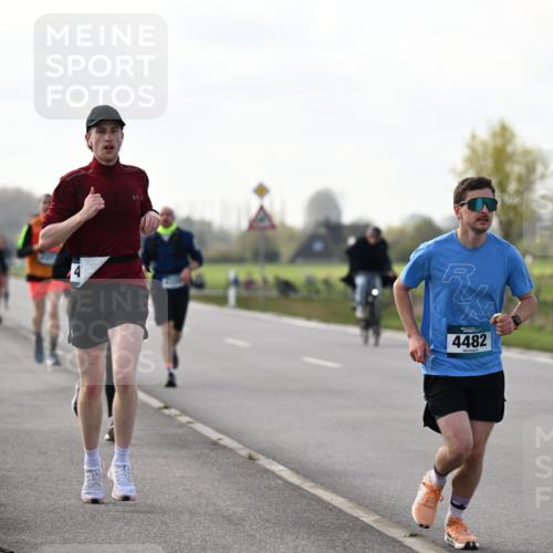 12.04.2026 - 45. Internationalen Wilhelmsburger Insellauf Dr. Thomas Lammeyer http://msf.ph/oto/9442945 12.04.2026 10:14:15 Laufen 4482 meine-sportfotos.de