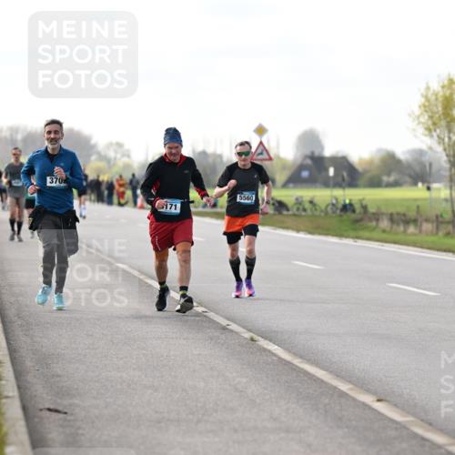 12.04.2026 - 45. Internationalen Wilhelmsburger Insellauf Dr. Thomas Lammeyer http://msf.ph/oto/9442980 12.04.2026 10:14:24 Laufen 370, 171, 5560 meine-sportfotos.de