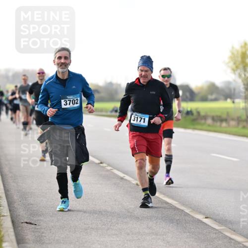 12.04.2026 - 45. Internationalen Wilhelmsburger Insellauf Dr. Thomas Lammeyer http://msf.ph/oto/9442983 12.04.2026 10:14:26 Laufen 3702, 3171 meine-sportfotos.de