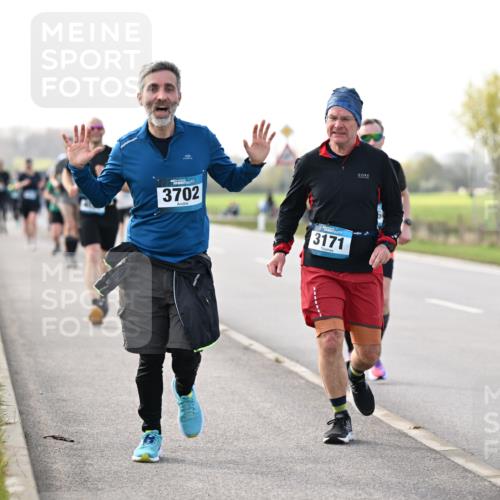 12.04.2026 - 45. Internationalen Wilhelmsburger Insellauf Dr. Thomas Lammeyer http://msf.ph/oto/9442988 12.04.2026 10:14:27 Laufen 3702, 3171 meine-sportfotos.de