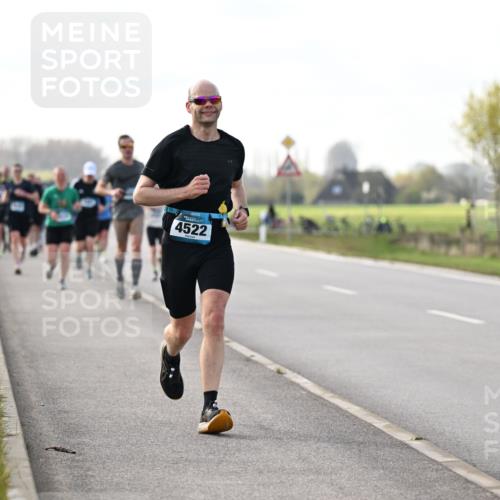 12.04.2026 - 45. Internationalen Wilhelmsburger Insellauf Dr. Thomas Lammeyer http://msf.ph/oto/9443003 12.04.2026 10:14:30 Laufen 4522 meine-sportfotos.de