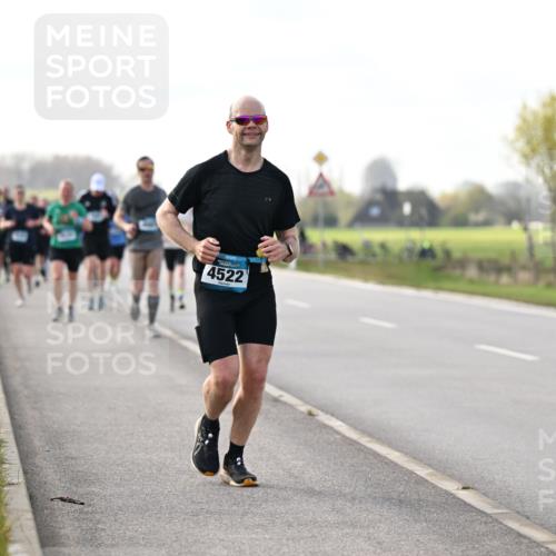 12.04.2026 - 45. Internationalen Wilhelmsburger Insellauf Dr. Thomas Lammeyer http://msf.ph/oto/9443004 12.04.2026 10:14:30 Laufen 4522 meine-sportfotos.de