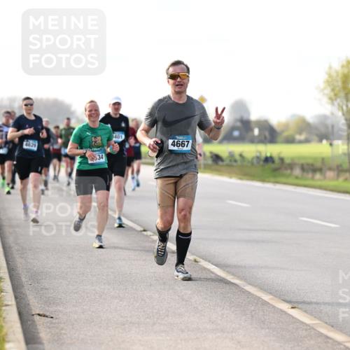 12.04.2026 - 45. Internationalen Wilhelmsburger Insellauf Dr. Thomas Lammeyer http://msf.ph/oto/9443026 12.04.2026 10:14:34 Laufen 1401, 4629, 534, 4667 meine-sportfotos.de