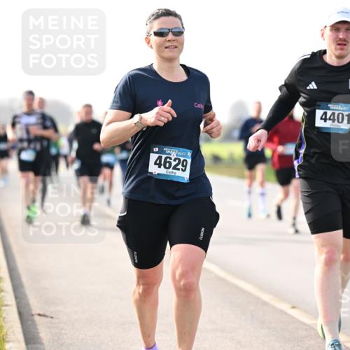 12.04.2026 - 45. Internationalen Wilhelmsburger Insellauf Dr. Thomas Lammeyer http://msf.ph/oto/9443053 12.04.2026 10:14:39 Laufen 4629, 4401 meine-sportfotos.de