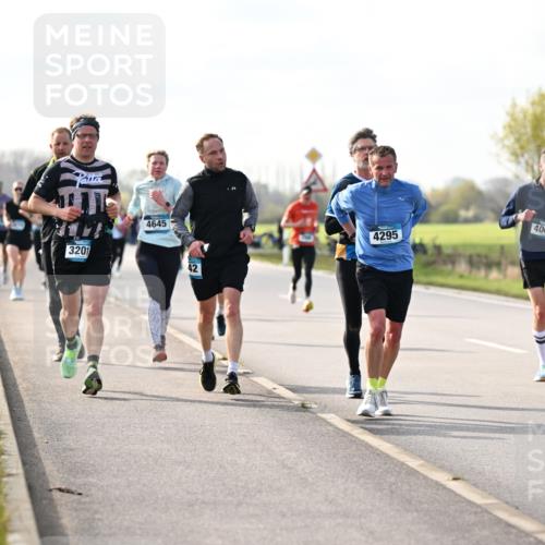 12.04.2026 - 45. Internationalen Wilhelmsburger Insellauf Dr. Thomas Lammeyer http://msf.ph/oto/9443065 12.04.2026 10:14:41 Laufen 3201, 4645, 42, 4295, 4009, 3834 meine-sportfotos.de