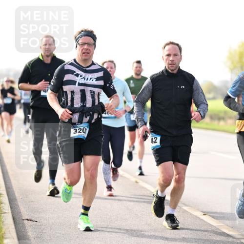12.04.2026 - 45. Internationalen Wilhelmsburger Insellauf Dr. Thomas Lammeyer http://msf.ph/oto/9443079 12.04.2026 10:14:43 Laufen 320, 42, 5034 meine-sportfotos.de