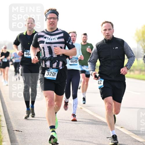 12.04.2026 - 45. Internationalen Wilhelmsburger Insellauf Dr. Thomas Lammeyer http://msf.ph/oto/9443081 12.04.2026 10:14:44 Laufen 464, 3201, 4645, 42, 5034 meine-sportfotos.de