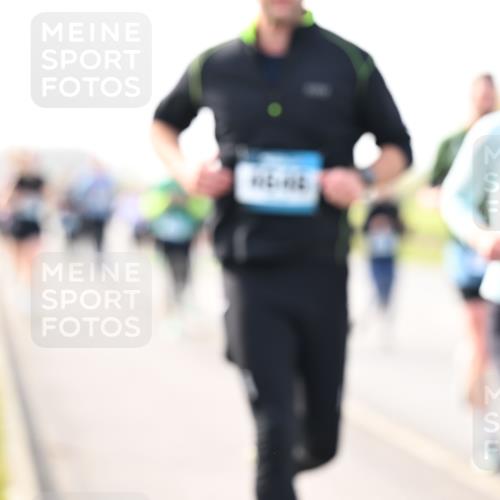 12.04.2026 - 45. Internationalen Wilhelmsburger Insellauf Dr. Thomas Lammeyer http://msf.ph/oto/9443095 12.04.2026 10:14:46 Laufen  meine-sportfotos.de