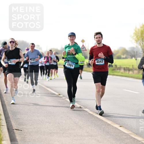 12.04.2026 - 45. Internationalen Wilhelmsburger Insellauf Dr. Thomas Lammeyer http://msf.ph/oto/9443102 12.04.2026 10:14:48 Laufen 4042, 37, 46, 3991, 4963, 2986 meine-sportfotos.de