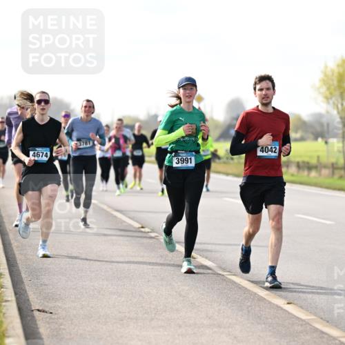 12.04.2026 - 45. Internationalen Wilhelmsburger Insellauf Dr. Thomas Lammeyer http://msf.ph/oto/9443105 12.04.2026 10:14:48 Laufen 4674, 3991, 4042, 4963 meine-sportfotos.de