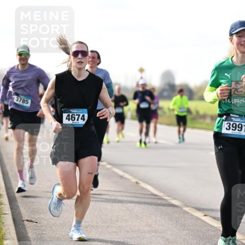 12.04.2026 - 45. Internationalen Wilhelmsburger Insellauf Dr. Thomas Lammeyer http://msf.ph/oto/9443120 12.04.2026 10:14:51 Laufen 3785, 4674, 3991 meine-sportfotos.de