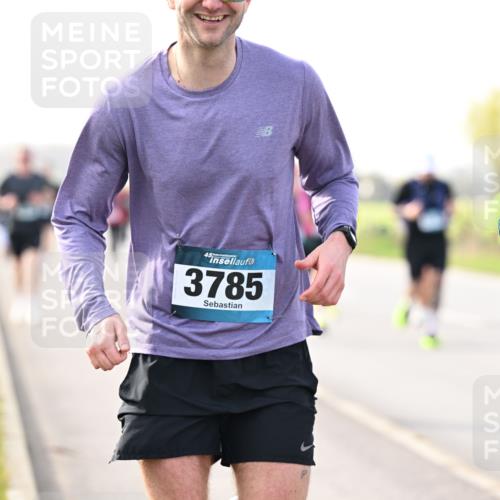 12.04.2026 - 45. Internationalen Wilhelmsburger Insellauf Dr. Thomas Lammeyer http://msf.ph/oto/9443142 12.04.2026 10:14:54 Laufen 45, 3785, 45, 37 meine-sportfotos.de