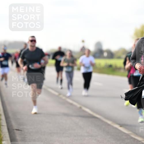 12.04.2026 - 45. Internationalen Wilhelmsburger Insellauf Dr. Thomas Lammeyer http://msf.ph/oto/9443155 12.04.2026 10:14:56 Laufen 2479 meine-sportfotos.de