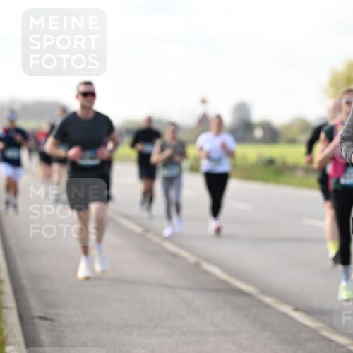 12.04.2026 - 45. Internationalen Wilhelmsburger Insellauf Dr. Thomas Lammeyer http://msf.ph/oto/9443156 12.04.2026 10:14:57 Laufen 45, 2479 meine-sportfotos.de