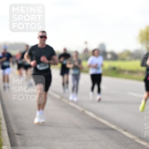 12.04.2026 - 45. Internationalen Wilhelmsburger Insellauf Dr. Thomas Lammeyer http://msf.ph/oto/9443159 12.04.2026 10:14:57 Laufen  meine-sportfotos.de