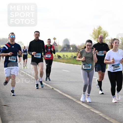 12.04.2026 - 45. Internationalen Wilhelmsburger Insellauf Dr. Thomas Lammeyer http://msf.ph/oto/9443177 12.04.2026 10:15:01 Laufen 2406, 4680, 3381, 3505, 3229, 2985 meine-sportfotos.de