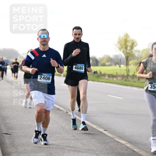 12.04.2026 - 45. Internationalen Wilhelmsburger Insellauf Dr. Thomas Lammeyer http://msf.ph/oto/9443186 12.04.2026 10:15:03 Laufen 2406, 4680, 3505 meine-sportfotos.de
