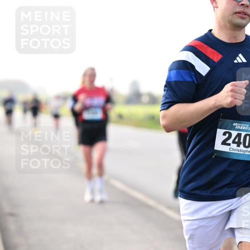 12.04.2026 - 45. Internationalen Wilhelmsburger Insellauf Dr. Thomas Lammeyer http://msf.ph/oto/9443197 12.04.2026 10:15:05 Laufen 45, 2406 meine-sportfotos.de