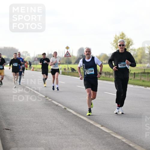 12.04.2026 - 45. Internationalen Wilhelmsburger Insellauf Dr. Thomas Lammeyer http://msf.ph/oto/9443216 12.04.2026 10:15:09 Laufen 5299 meine-sportfotos.de