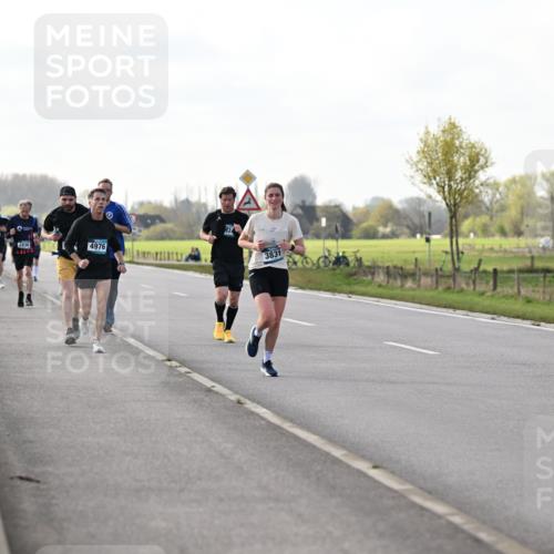 12.04.2026 - 45. Internationalen Wilhelmsburger Insellauf Dr. Thomas Lammeyer http://msf.ph/oto/9443232 12.04.2026 10:15:12 Laufen 4976, 7 meine-sportfotos.de