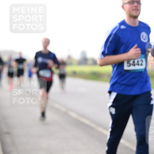 12.04.2026 - 45. Internationalen Wilhelmsburger Insellauf Dr. Thomas Lammeyer http://msf.ph/oto/9443278 12.04.2026 10:15:19 Laufen 5442 meine-sportfotos.de
