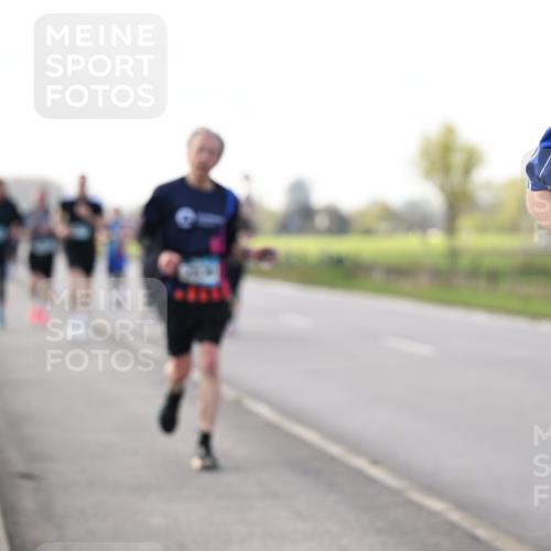 12.04.2026 - 45. Internationalen Wilhelmsburger Insellauf Dr. Thomas Lammeyer http://msf.ph/oto/9443281 12.04.2026 10:15:20 Laufen 45, 544 meine-sportfotos.de