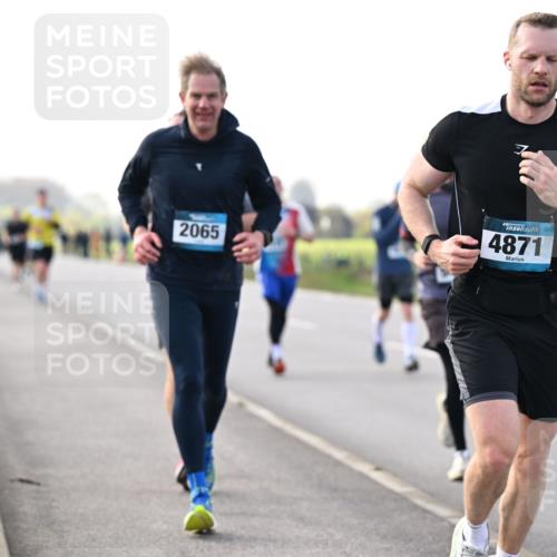 12.04.2026 - 45. Internationalen Wilhelmsburger Insellauf Dr. Thomas Lammeyer http://msf.ph/oto/9443309 12.04.2026 10:15:26 Laufen 2065, 4871, 5367 meine-sportfotos.de