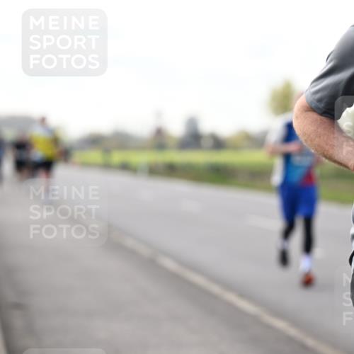 12.04.2026 - 45. Internationalen Wilhelmsburger Insellauf Dr. Thomas Lammeyer http://msf.ph/oto/9443320 12.04.2026 10:15:29 Laufen  meine-sportfotos.de