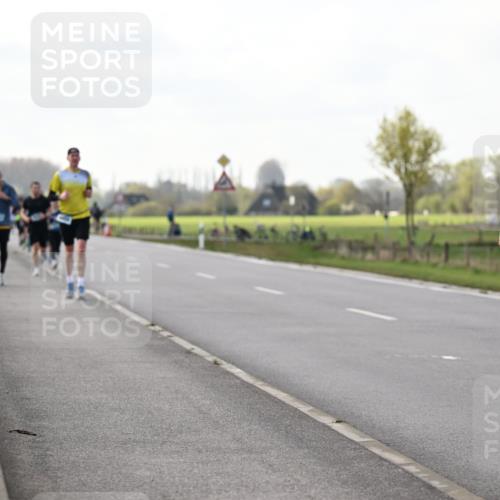 12.04.2026 - 45. Internationalen Wilhelmsburger Insellauf Dr. Thomas Lammeyer http://msf.ph/oto/9443324 12.04.2026 10:15:30 Laufen 4649 meine-sportfotos.de
