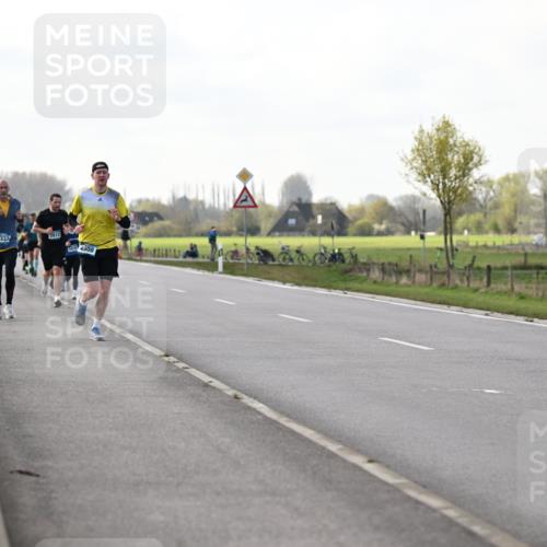 12.04.2026 - 45. Internationalen Wilhelmsburger Insellauf Dr. Thomas Lammeyer http://msf.ph/oto/9443329 12.04.2026 10:15:31 Laufen 4349, 5337, 2812, 4508 meine-sportfotos.de