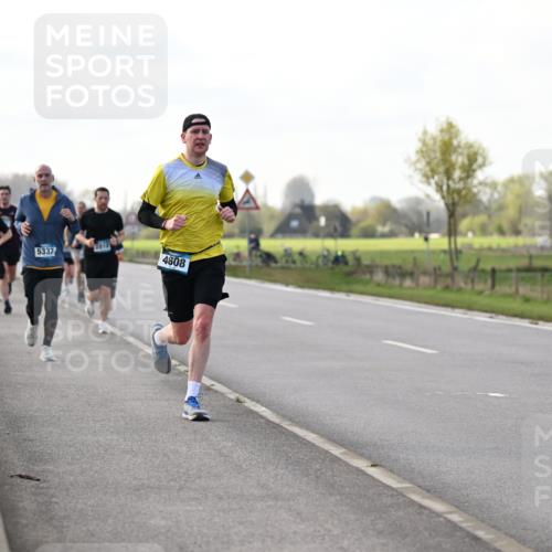 12.04.2026 - 45. Internationalen Wilhelmsburger Insellauf Dr. Thomas Lammeyer http://msf.ph/oto/9443332 12.04.2026 10:15:34 Laufen 4349, 5337, 4608 meine-sportfotos.de