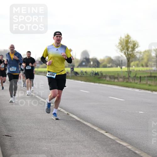 12.04.2026 - 45. Internationalen Wilhelmsburger Insellauf Dr. Thomas Lammeyer http://msf.ph/oto/9443333 12.04.2026 10:15:34 Laufen 2812, 4349, 5337, 4608 meine-sportfotos.de