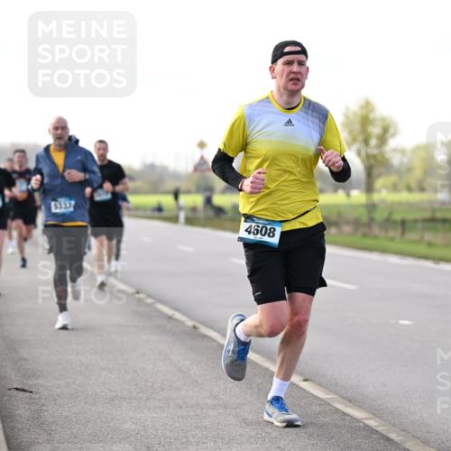 12.04.2026 - 45. Internationalen Wilhelmsburger Insellauf Dr. Thomas Lammeyer http://msf.ph/oto/9443343 12.04.2026 10:15:35 Laufen 4608 meine-sportfotos.de