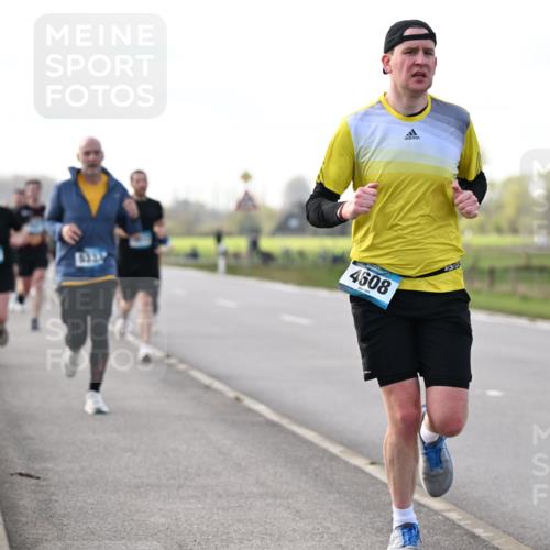 12.04.2026 - 45. Internationalen Wilhelmsburger Insellauf Dr. Thomas Lammeyer http://msf.ph/oto/9443346 12.04.2026 10:15:36 Laufen 4608 meine-sportfotos.de