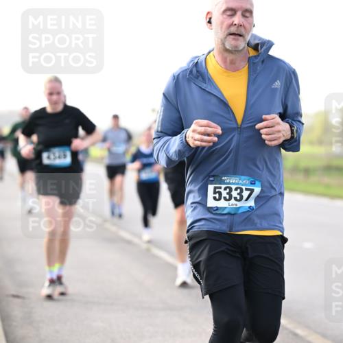 12.04.2026 - 45. Internationalen Wilhelmsburger Insellauf Dr. Thomas Lammeyer http://msf.ph/oto/9443367 12.04.2026 10:15:39 Laufen 45, 5337 meine-sportfotos.de