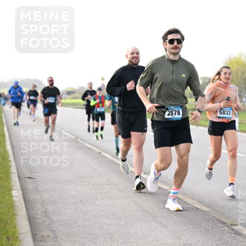 12.04.2026 - 45. Internationalen Wilhelmsburger Insellauf Dr. Thomas Lammeyer http://msf.ph/oto/9443408 12.04.2026 10:15:48 Laufen 2878, 5832, 4262 meine-sportfotos.de
