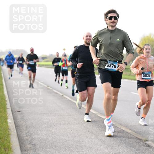 12.04.2026 - 45. Internationalen Wilhelmsburger Insellauf Dr. Thomas Lammeyer http://msf.ph/oto/9443409 12.04.2026 10:15:48 Laufen 2878, 5832, 4262 meine-sportfotos.de