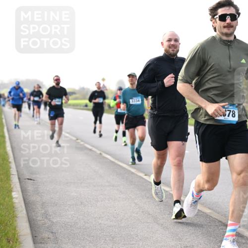 12.04.2026 - 45. Internationalen Wilhelmsburger Insellauf Dr. Thomas Lammeyer http://msf.ph/oto/9443412 12.04.2026 10:15:49 Laufen 3334, 378, 5832 meine-sportfotos.de