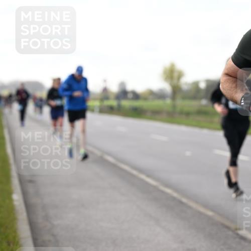 12.04.2026 - 45. Internationalen Wilhelmsburger Insellauf Dr. Thomas Lammeyer http://msf.ph/oto/9443447 12.04.2026 10:15:54 Laufen 45, 5489 meine-sportfotos.de
