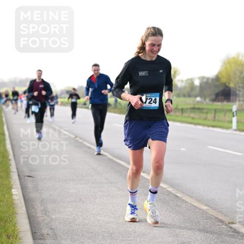 12.04.2026 - 45. Internationalen Wilhelmsburger Insellauf Dr. Thomas Lammeyer http://msf.ph/oto/9443474 12.04.2026 10:15:58 Laufen 24 meine-sportfotos.de