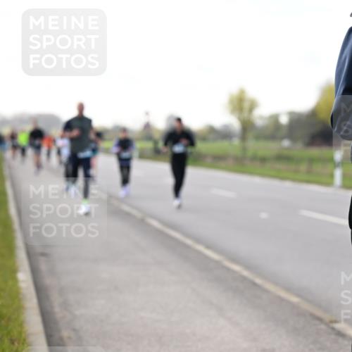 12.04.2026 - 45. Internationalen Wilhelmsburger Insellauf Dr. Thomas Lammeyer http://msf.ph/oto/9443508 12.04.2026 10:16:04 Laufen 3022 meine-sportfotos.de