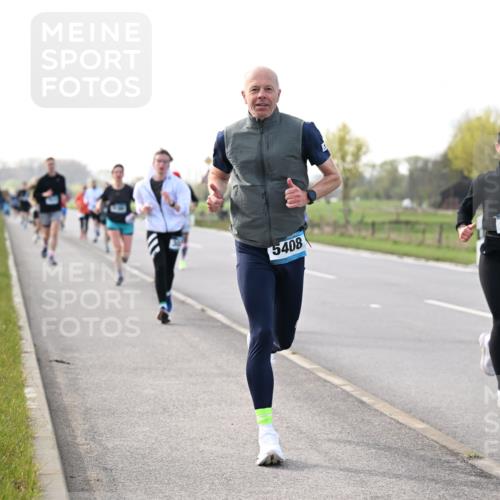 12.04.2026 - 45. Internationalen Wilhelmsburger Insellauf Dr. Thomas Lammeyer http://msf.ph/oto/9443528 12.04.2026 10:16:07 Laufen 5408, 5654 meine-sportfotos.de