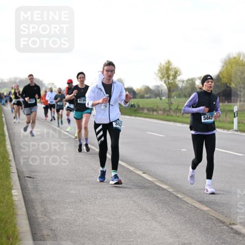 12.04.2026 - 45. Internationalen Wilhelmsburger Insellauf Dr. Thomas Lammeyer http://msf.ph/oto/9443538 12.04.2026 10:16:09 Laufen 4180, 302, 5647 meine-sportfotos.de